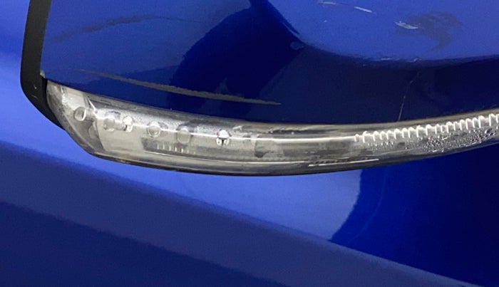 2014 Hyundai Xcent S 1.2, Petrol, Manual, 71,223 km, Right rear-view mirror - Indicator light has minor damage