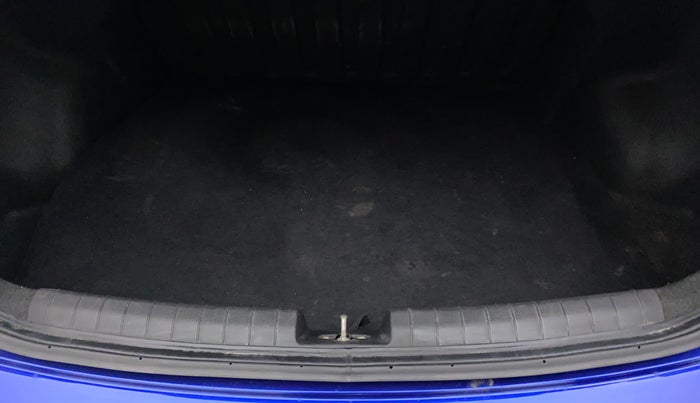 2014 Hyundai Xcent S 1.2, Petrol, Manual, 71,223 km, Boot Inside