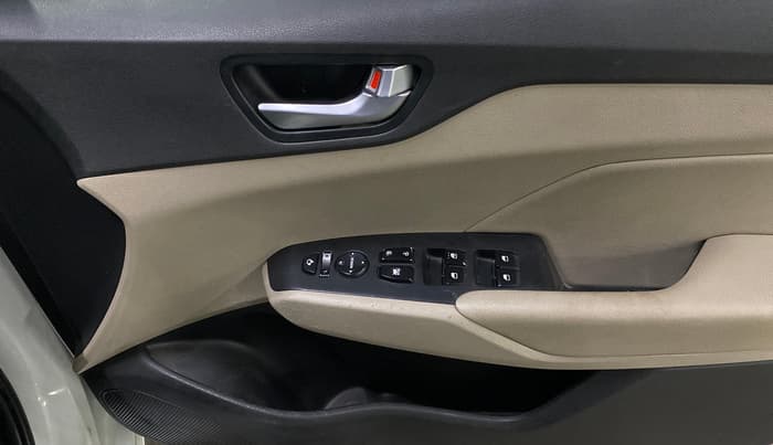 2019 Hyundai Verna 1.6 VTVT SX O, Petrol, Manual, 89,129 km, Driver Side Door Panels Control