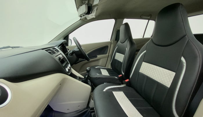 2016 Maruti Celerio VXI d, Petrol, Manual, 76,864 km, Right Side Front Door Cabin