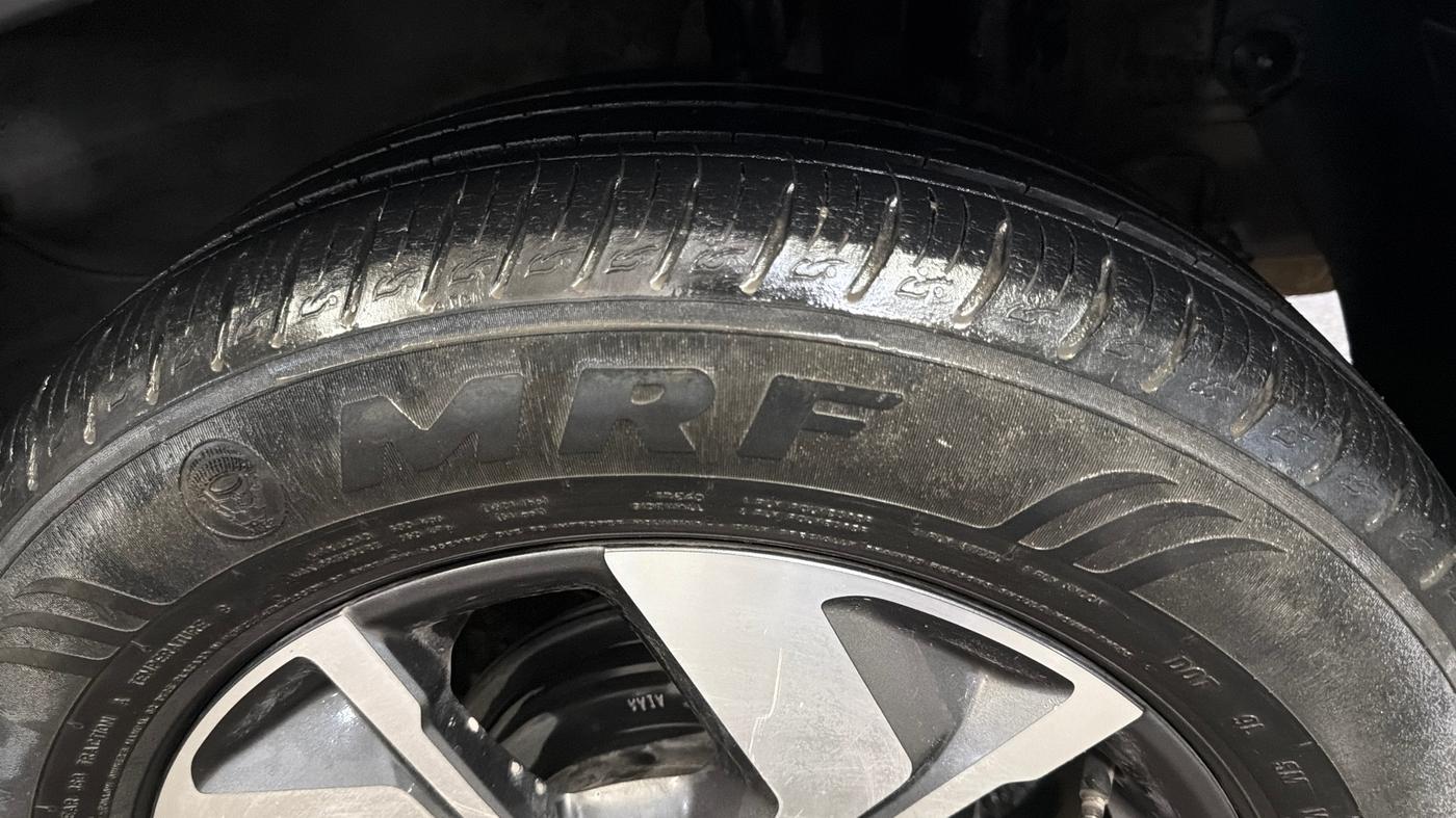 2021 KIA SONET HTX 1.0 IMT, Petrol, Manual, 43,282 km, Left Rear Tyre Tread