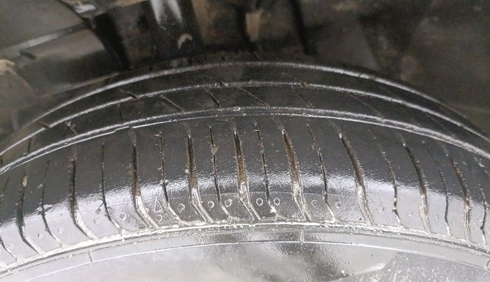 2022 Tata PUNCH PURE MT, Petrol, Manual, 25,231 km, Left Front Tyre Tread