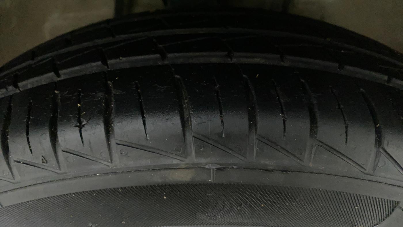 2020 Maruti Alto VXI, Petrol, Manual, 28,696 km, Right Front Tyre Tread
