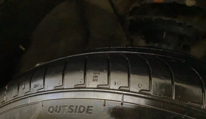 2018 Hyundai Elite i20 ASTA 1.2, Petrol, Manual, 85,048 km, Right Front Tyre Tread