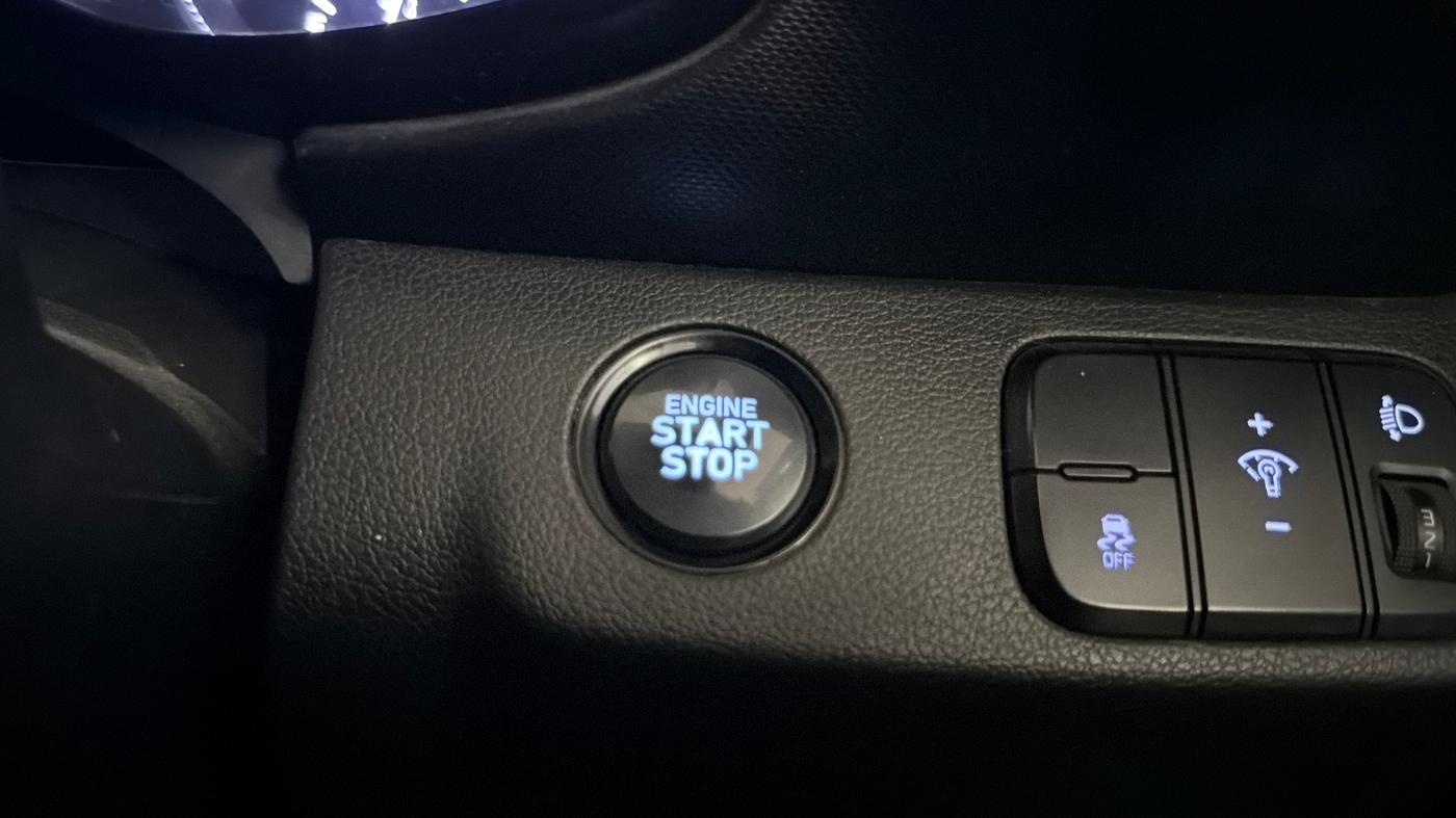 2022 Hyundai VENUE SX 1.5 (O) EXECUTIVE CRDI, Diesel, Manual, 1,15,508 km, Keyless Start/ Stop Button