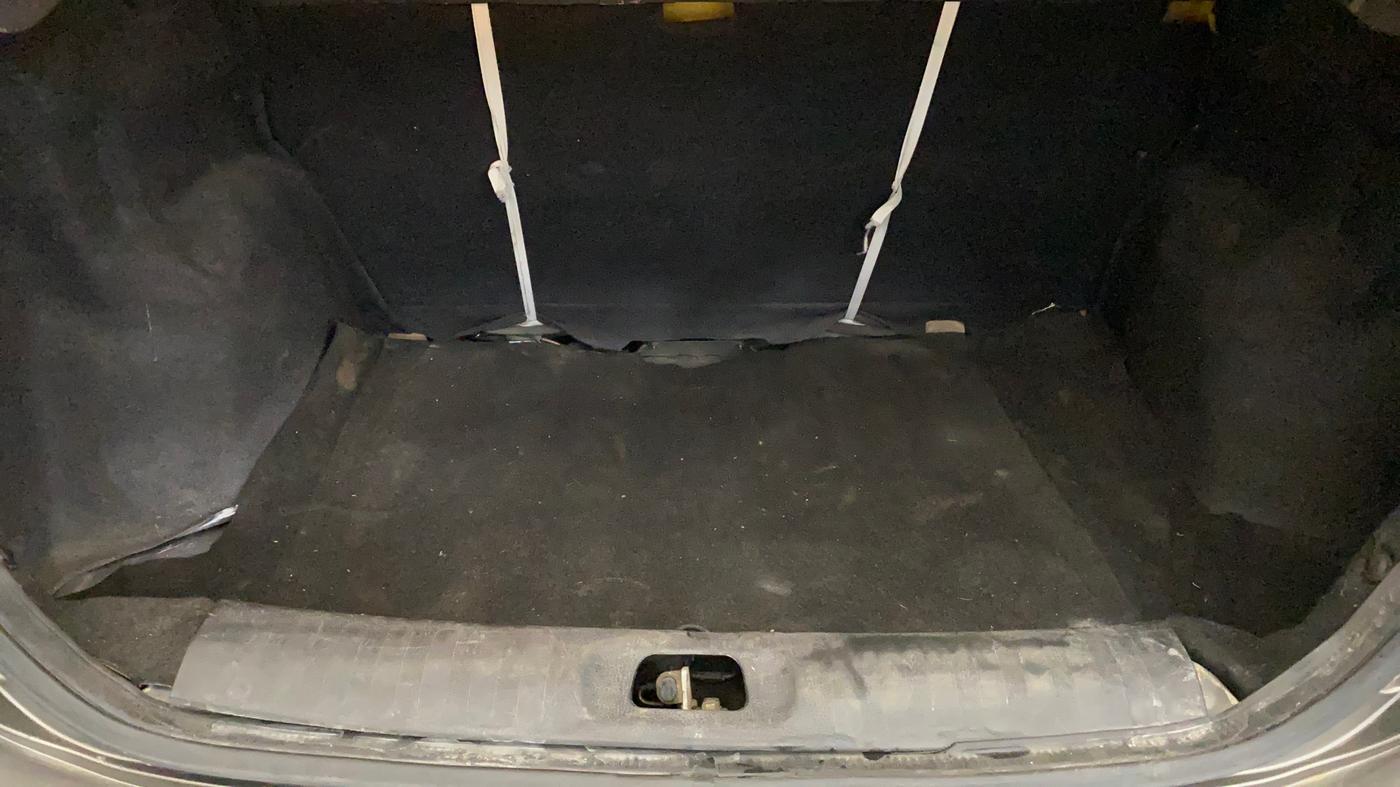 2016 Maruti Swift Dzire LXI (O), Petrol, Manual, 73,110 km, Boot Inside
