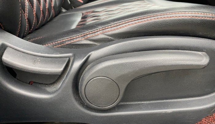 2015 Hyundai Elite i20 ASTA 1.2, Petrol, Manual, 44,632 km, Driver Side Adjustment Panel