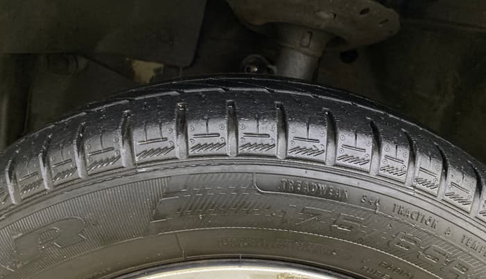 2013 Honda Amaze 1.2L I-VTEC S, Petrol, Manual, 89,395 km, Left Front Tyre Tread