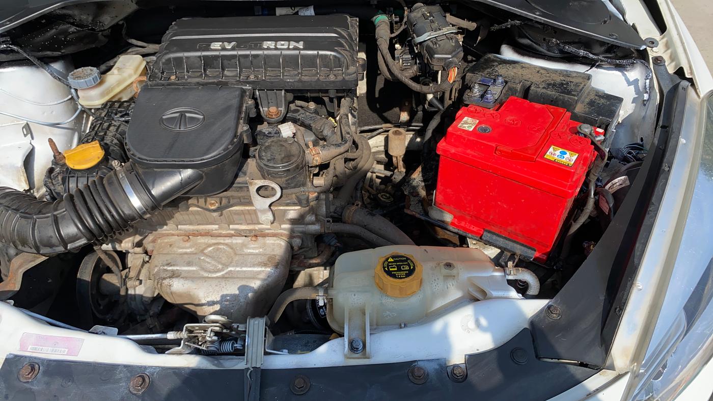 2018 Tata TIGOR XE PETROL, Petrol, Manual, 10,586 km, Engine View - Left