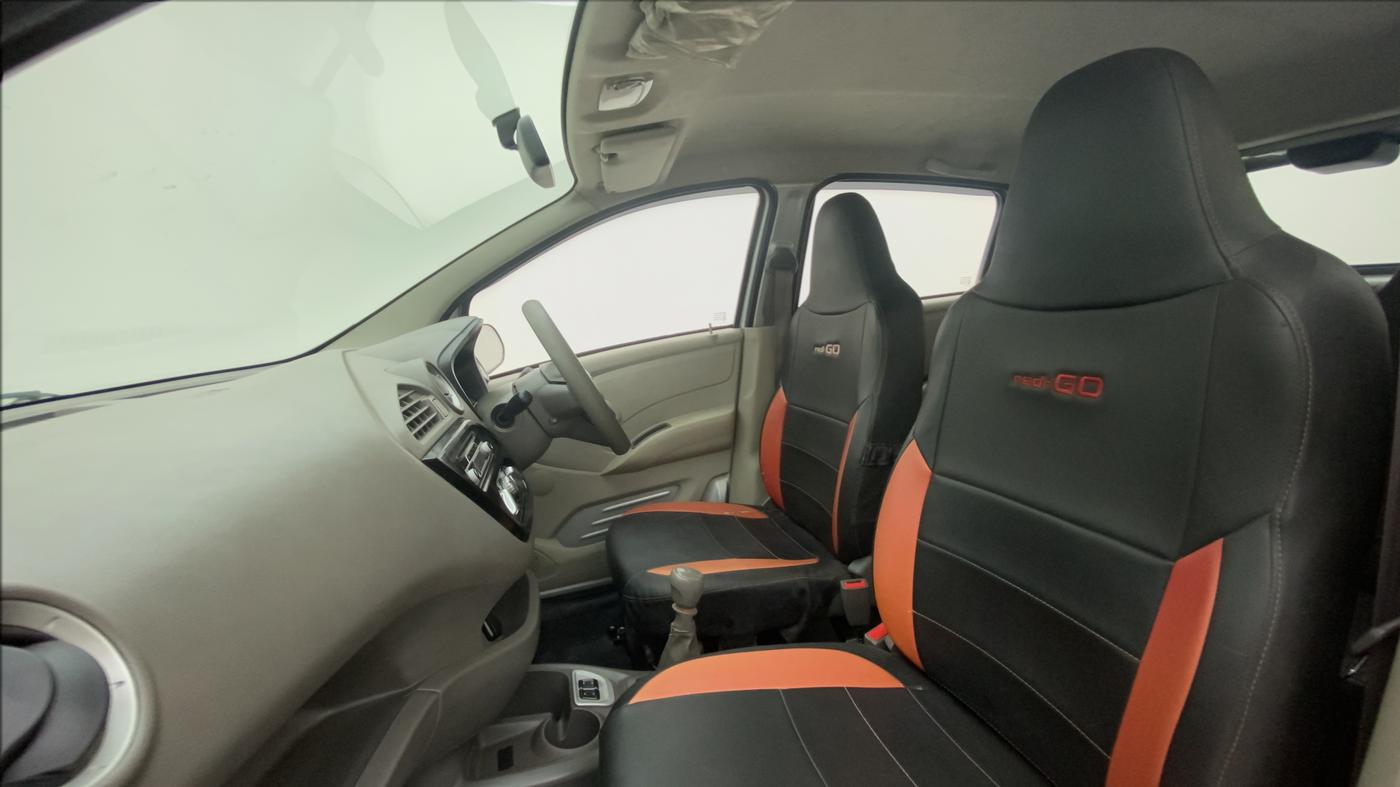 2017 Datsun Redi Go S, Petrol, Manual, 58,378 km, Right Side Front Door Cabin