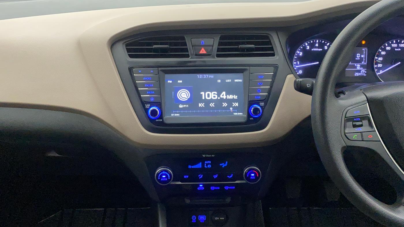 2017 Hyundai Elite i20 ASTA 1.2, Petrol, Manual, 26,471 km, Air Conditioner