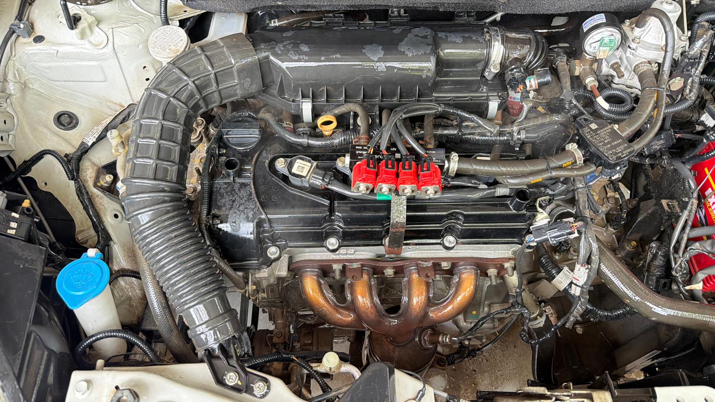 2019 Maruti Swift LXI, CNG, Manual, 58,358 km, Engine View - Right