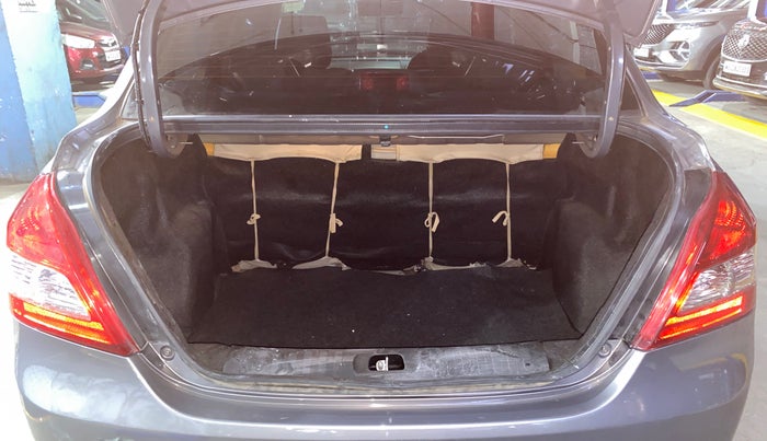 2014 Maruti Swift Dzire ZXI, Petrol, Manual, 42,162 km, Boot Inside