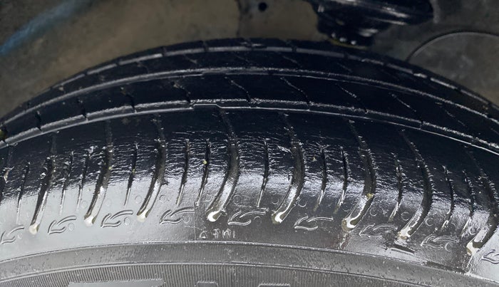 2019 Maruti S PRESSO VXI+, Petrol, Manual, 49,331 km, Right Front Tyre Tread