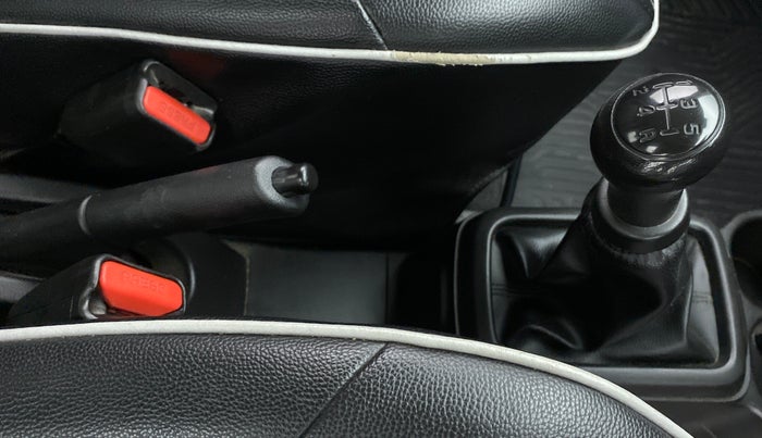 2019 Maruti S PRESSO VXI+, Petrol, Manual, 49,331 km, Gear Lever
