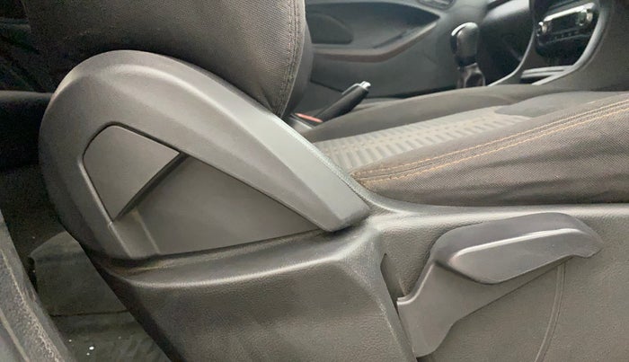 2020 Ford FREESTYLE TITANIUM PLUS 1.2 PETROL, Petrol, Manual, 1,17,947 km, Driver Side Adjustment Panel