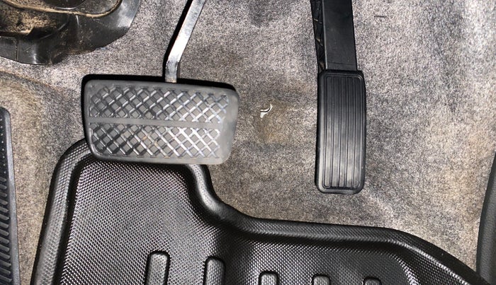 2019 Honda Amaze 1.2L I-VTEC VX CVT, Petrol, Automatic, 75,104 km, Pedals