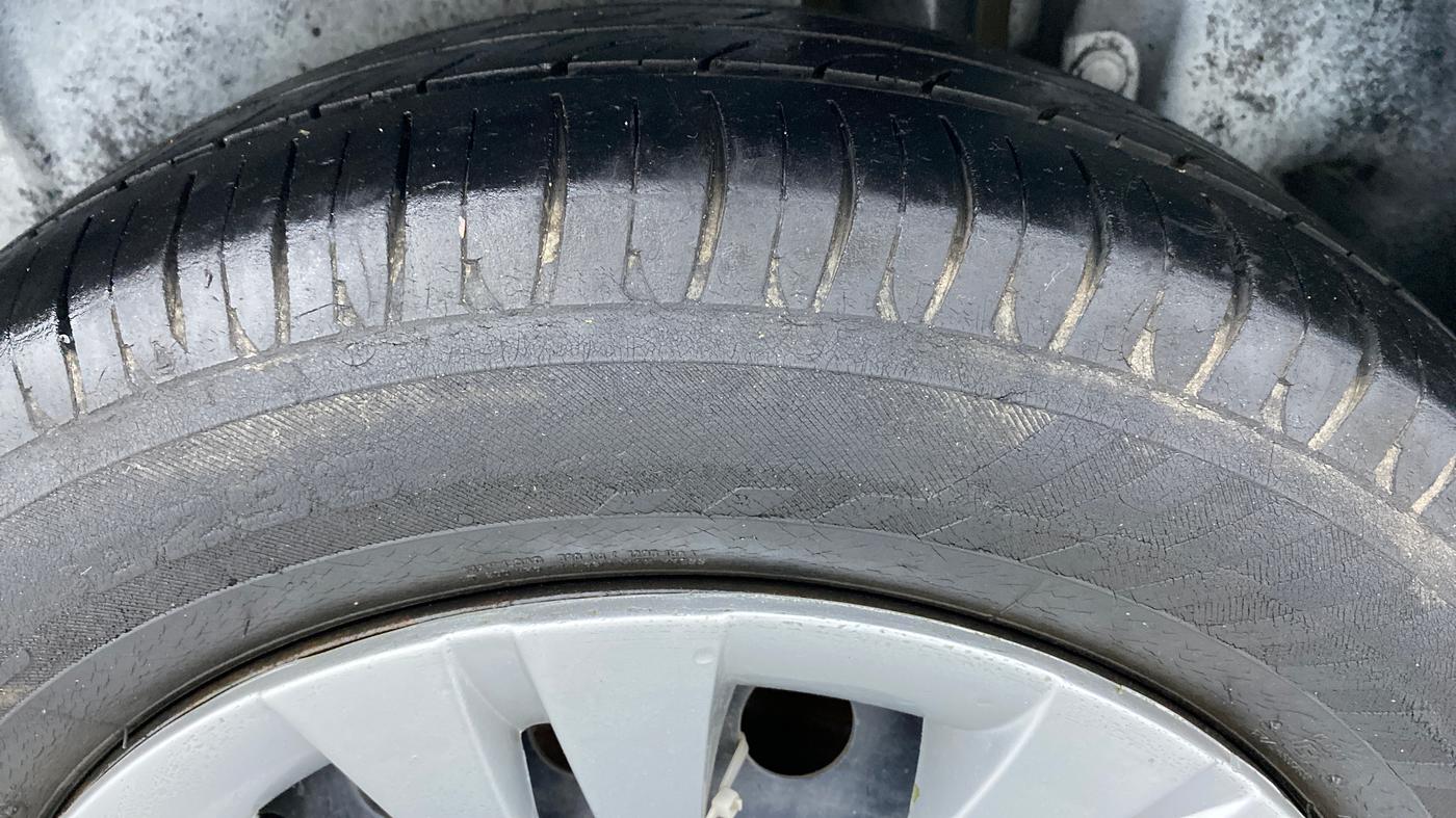 2012 Maruti Ertiga VDI ABS, Diesel, Manual, 71,002 km, Left Rear Tyre Tread