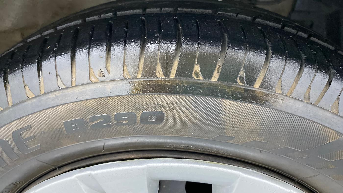 2012 Maruti Ertiga VDI ABS, Diesel, Manual, 71,002 km, Right Front Tyre Tread