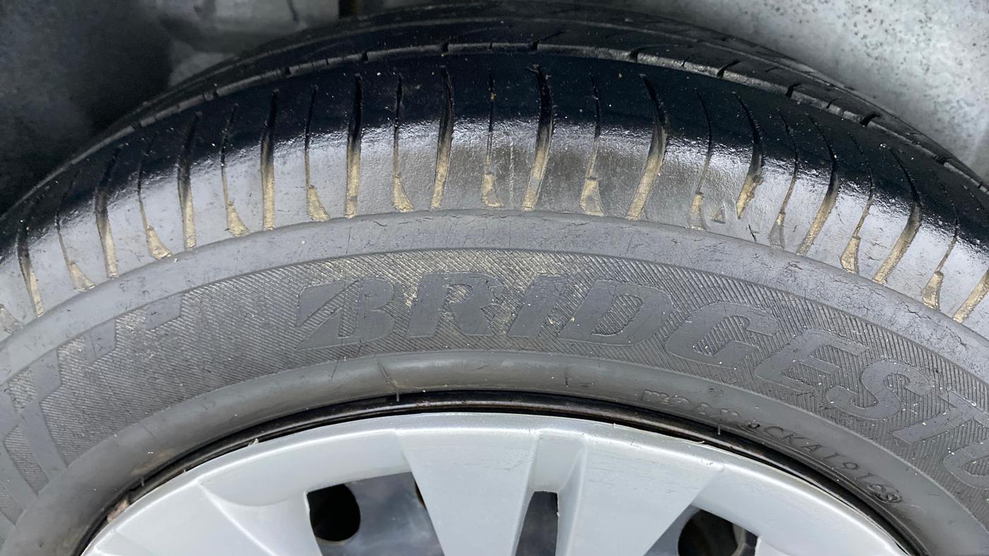 2012 Maruti Ertiga VDI ABS, Diesel, Manual, 71,002 km, Right Rear Tyre Tread