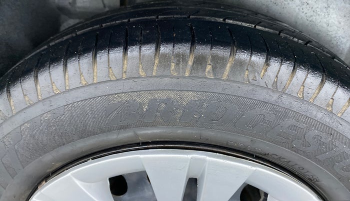 2012 Maruti Ertiga VDI ABS, Diesel, Manual, 71,002 km, Right Rear Tyre Tread