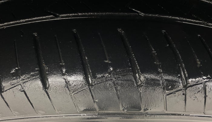 2019 Hyundai Creta SX AT 1.6 PETROL, Petrol, Automatic, 38,619 km, Right Rear Tyre Tread