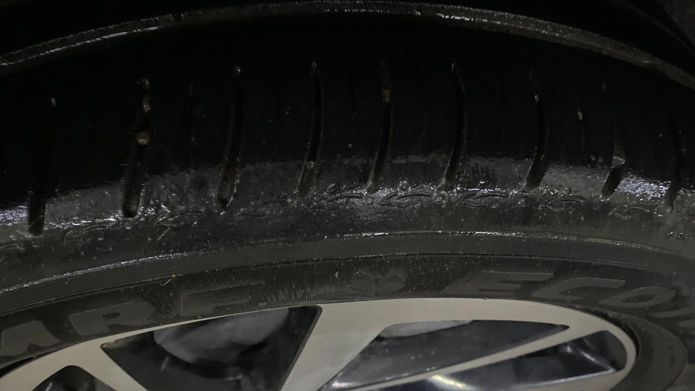2024 Volkswagen VIRTUS TOPLINE TSI 1.0 AT, Petrol, Automatic, 53,700 km, Right Rear Tyre Tread