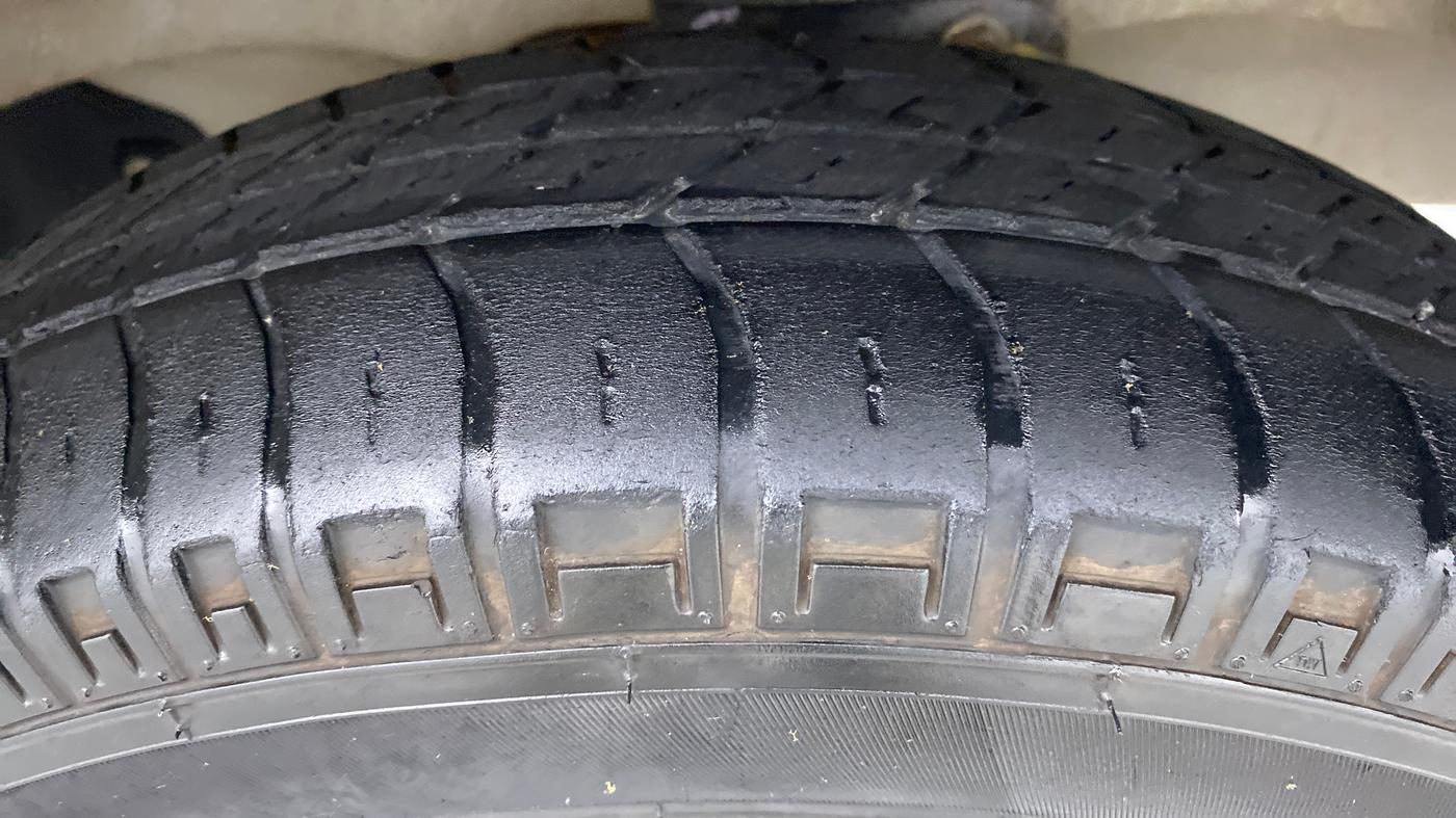 2019 Maruti Eeco 5 STR WITH AC PLUSHTR, Petrol, Manual, 1 km, Right Front Tyre Tread
