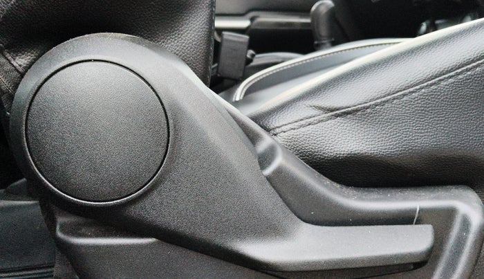 2023 Maruti IGNIS SIGMA 1.2, Petrol, Manual, 6,083 km, Driver Side Adjustment Panel