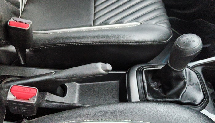 2023 Maruti IGNIS SIGMA 1.2, Petrol, Manual, 6,083 km, Gear Lever