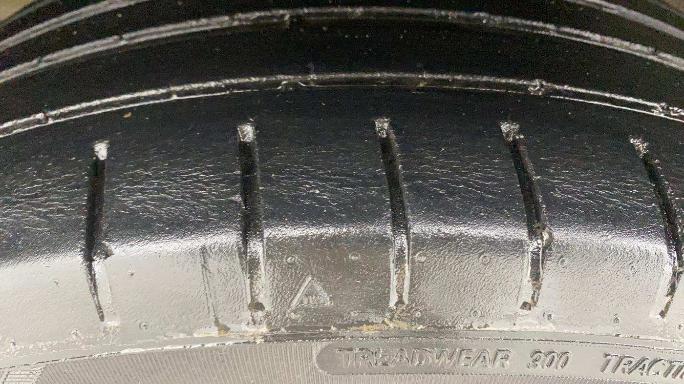 2019 Maruti Baleno ZETA PETROL 1.2, Petrol, Manual, 42,557 km, Left Front Tyre Tread