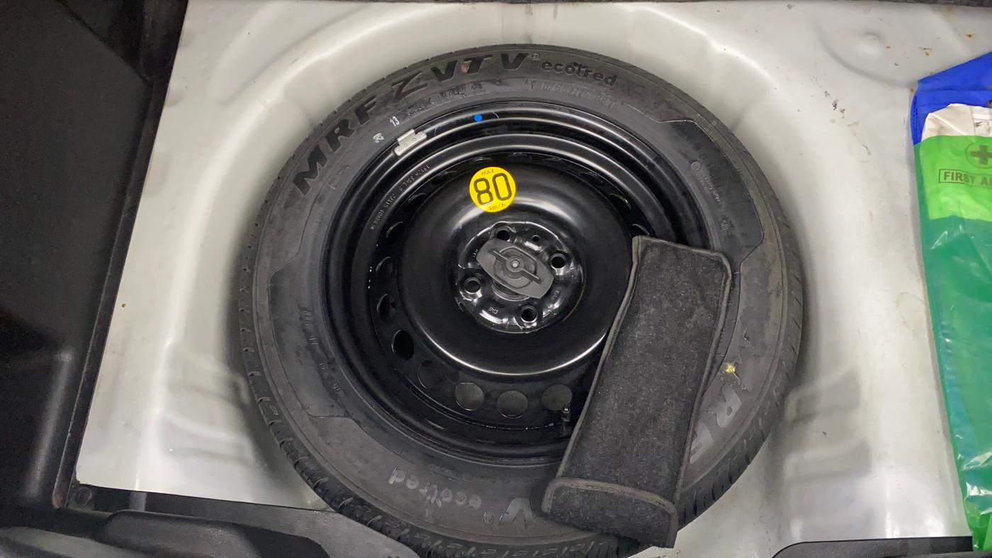 2019 Maruti Baleno ZETA PETROL 1.2, Petrol, Manual, 42,557 km, Spare Tyre