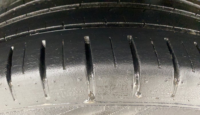 2019 Maruti Baleno ZETA PETROL 1.2, Petrol, Manual, 42,557 km, Left Rear Tyre Tread