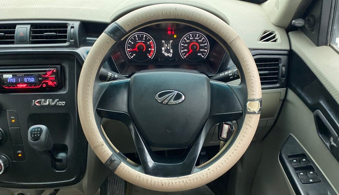 2017 Mahindra Kuv100 K4 6 STR, Petrol, Manual, 50,063 km, Steering Wheel Close Up