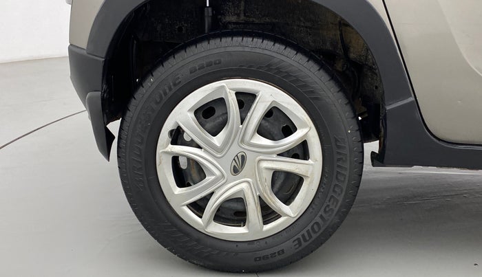 2017 Mahindra Kuv100 K4 6 STR, Petrol, Manual, 50,063 km, Right Rear Wheel