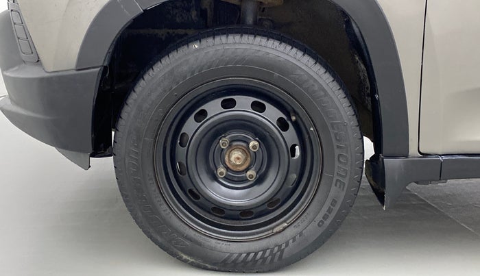 2017 Mahindra Kuv100 K4 6 STR, Petrol, Manual, 50,063 km, Left Front Wheel