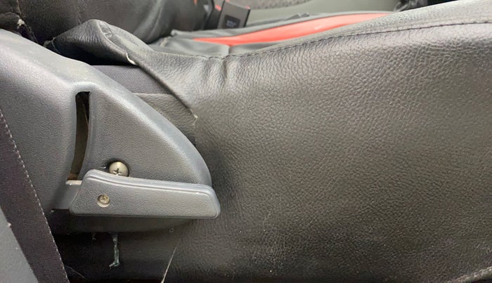 2017 Maruti Alto 800 LXI, Petrol, Manual, 40,033 km, Driver Side Adjustment Panel