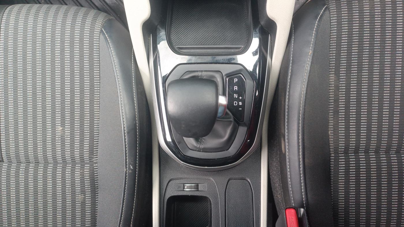 2023 KIA CARENS PRESTIGE PLUS 1.5 PETROL DCT 7 STR, Petrol, Automatic, 15,577 km, Gear Lever