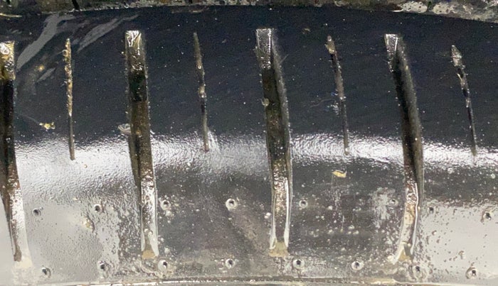 2023 Maruti Baleno ZETA PETROL 1.2, Petrol, Manual, 19,032 km, Left Rear Tyre Tread