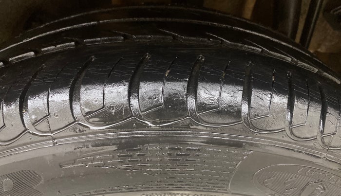 2017 Tata Tiago XZ PETROL, Petrol, Manual, 29,339 km, Left Rear Tyre Tread