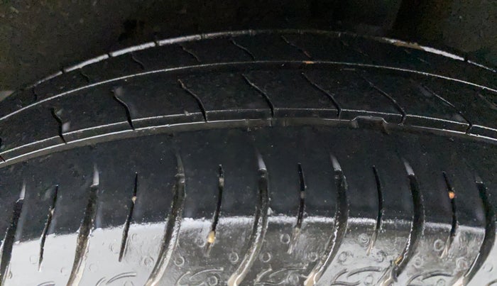 2020 Maruti Baleno DELTA 1.2 K12 AT, Petrol, Automatic, 34,222 km, Left Rear Tyre Tread