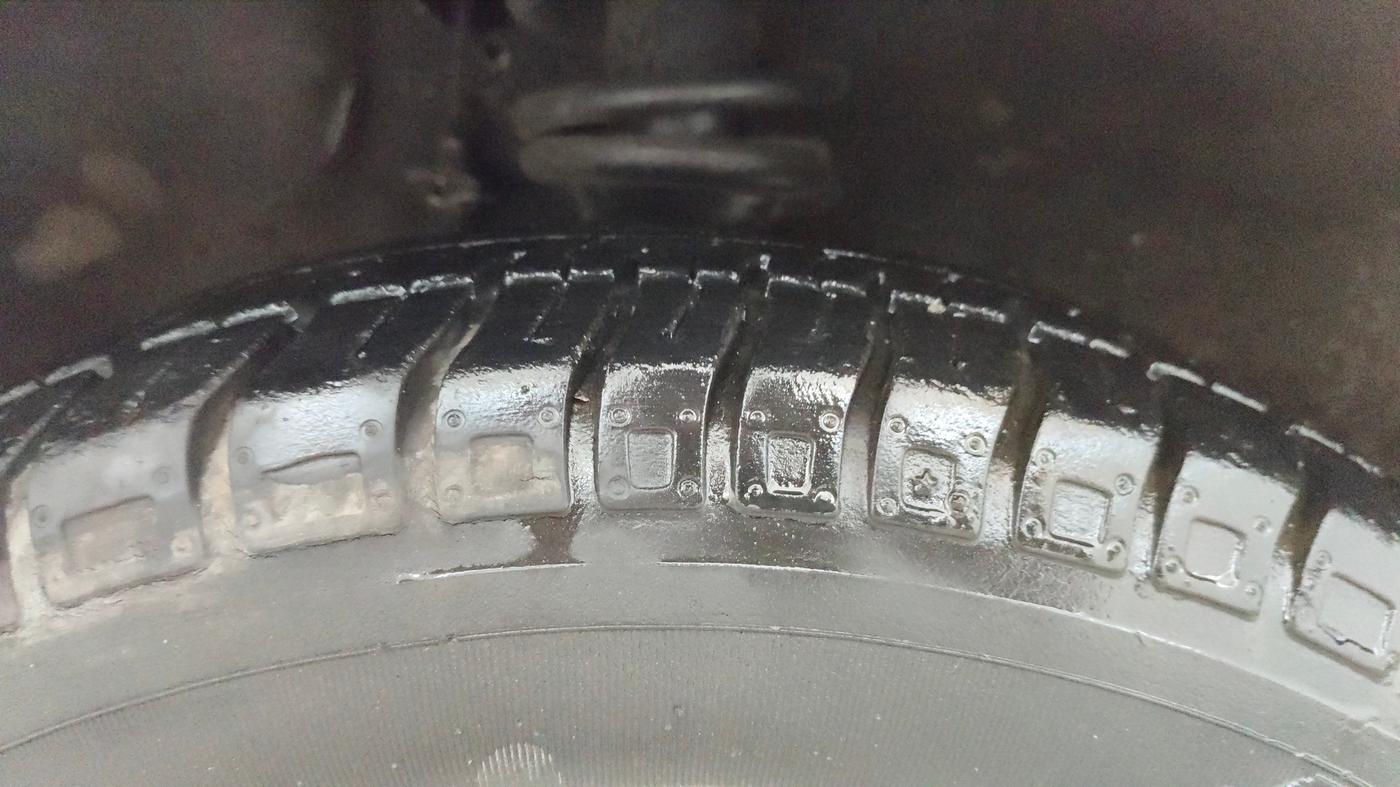 2015 Maruti Alto 800 LXI, Petrol, Manual, 29,898 km, Right Front Tyre Tread