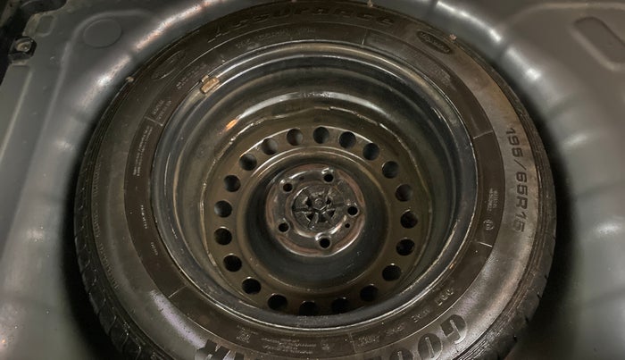 2021 Hyundai VENUE S+ 1.2, Petrol, Manual, 53,388 km, Spare Tyre