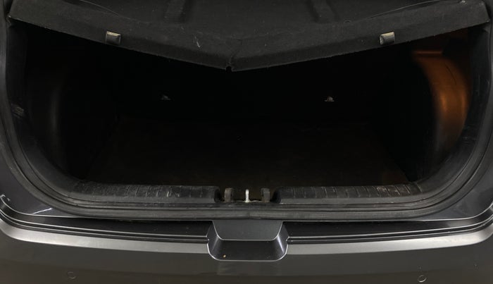 2021 Hyundai VENUE S+ 1.2, Petrol, Manual, 53,388 km, Boot Inside