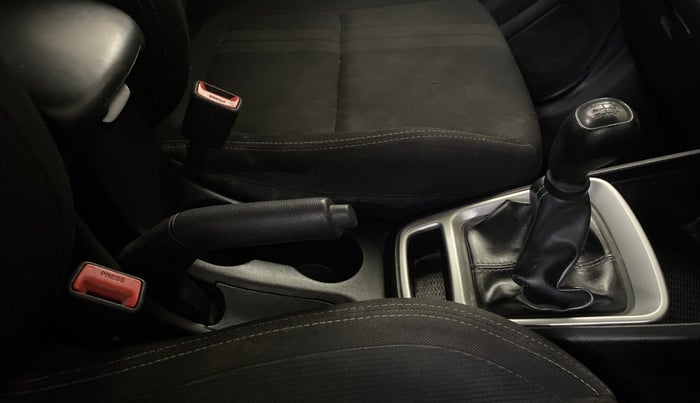 2021 Hyundai VENUE S+ 1.2, Petrol, Manual, 53,388 km, Gear Lever