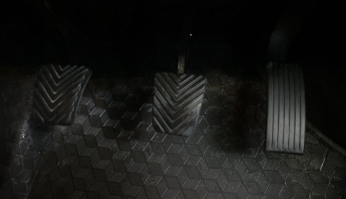 2021 Hyundai VENUE S+ 1.2, Petrol, Manual, 53,388 km, Pedals