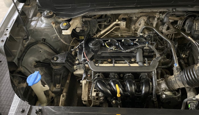 2021 Hyundai VENUE S+ 1.2, Petrol, Manual, 53,388 km, Engine View - Right