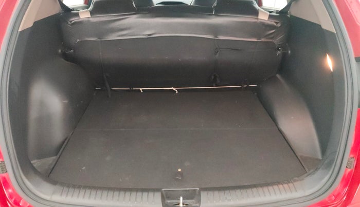 2017 Hyundai Creta E PLUS 1.6 PETROL, Petrol, Manual, 71,279 km, Boot Inside