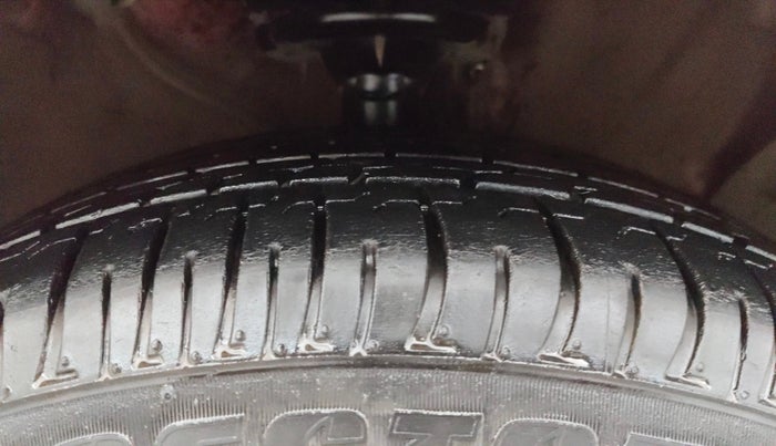 2017 Hyundai Creta E PLUS 1.6 PETROL, Petrol, Manual, 71,279 km, Right Front Tyre Tread