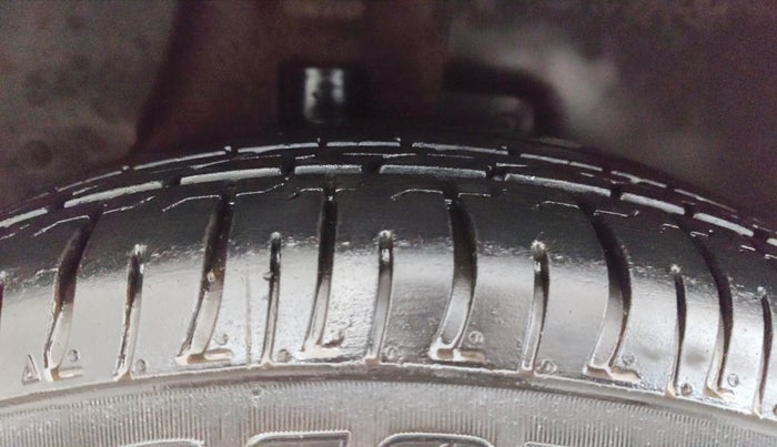 2017 Hyundai Creta E PLUS 1.6 PETROL, Petrol, Manual, 71,279 km, Right Rear Tyre Tread